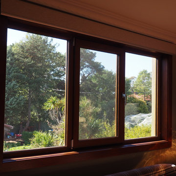 Timber-look uPVC Golden Oak Double Glazing