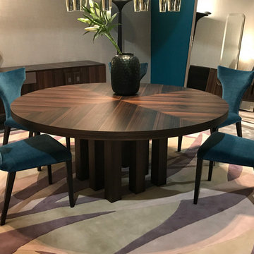 Modus Table, Madame Chairs
