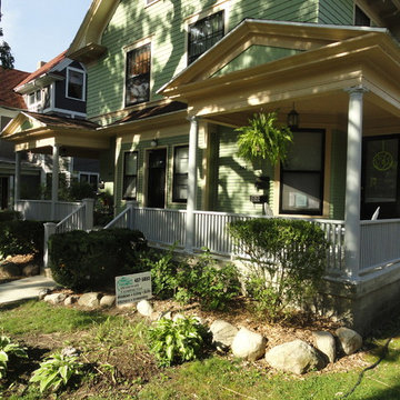 STAIRCASES & HANDRAILS