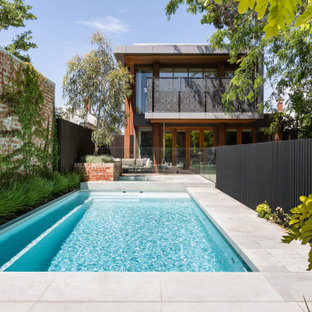 Photo of a contemporary pool in Melbourne.