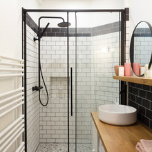 Cottage- Bathroom