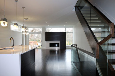 Example of a mid-sized minimalist home design design in Ottawa