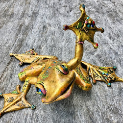 Tracey Keller Luxury Bronze Sculpture - Frog - Sculptures