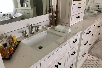 Bathroom - transitional bathroom idea in Atlanta