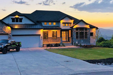 Arts and crafts home design photo