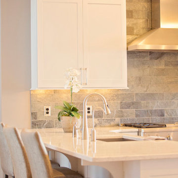 Contemporary Luxe on the Lake