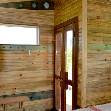 Lama Foundation Hut