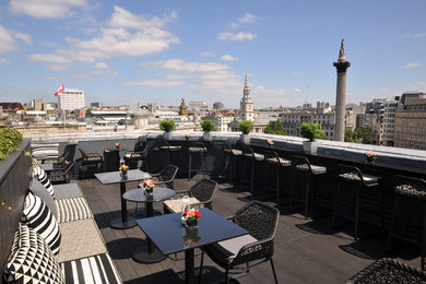 This is an example of a modern roof terrace in London.
