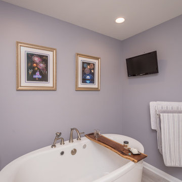 Lyndon Master Bathroom