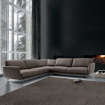 LUXURY SOFAS & LOVESEATS
