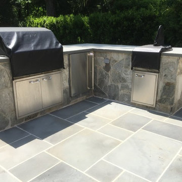 Outdoor Kitchens/ Firepits