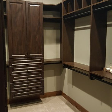 Large Master Walk In