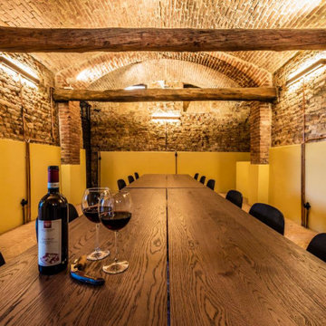 Ristrutturazione cantina, terrazzo e creazione bar piscina