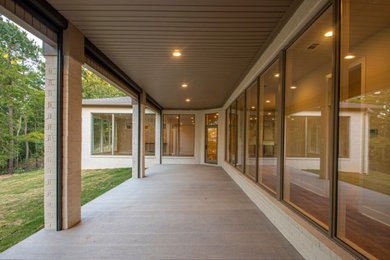 Home design - modern home design idea in Little Rock