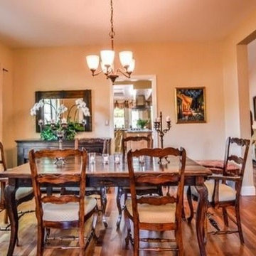 15 Versailles Court