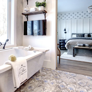 country master bathroom