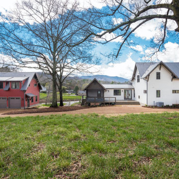 7 Wandering Oaks Way