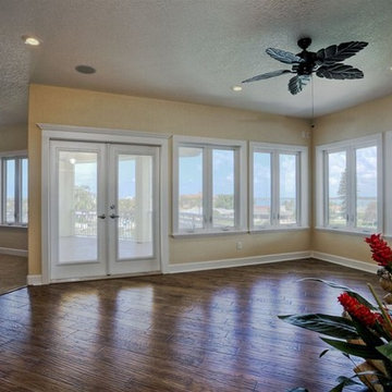 Master bedroom sitting area