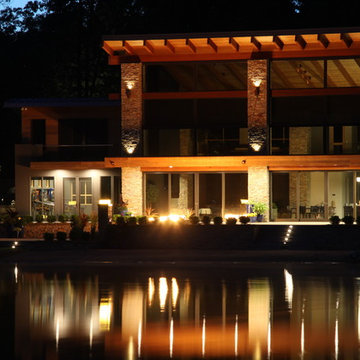 Modern Lake Front Estate