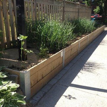 NDG Garden Planter