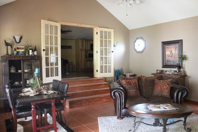 Small mountain style family room photo in New Orleans