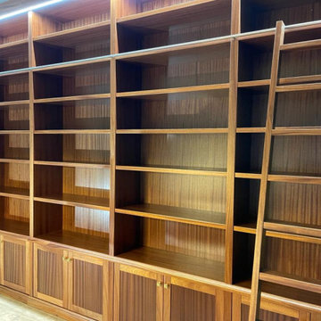 Biblioteca in mogano