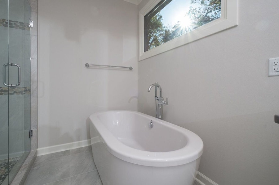 Bath & Kitchen
