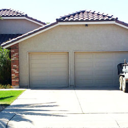 Residential Roofing Near Phoenix 85044 - Roofing And Gutters