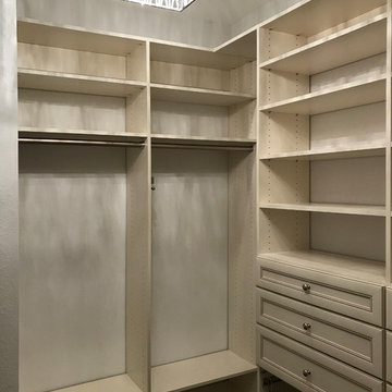 Jackson, TN Walk-in Closet