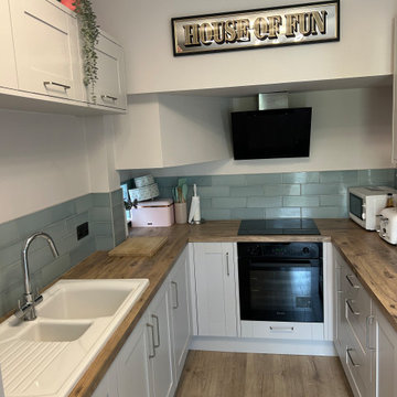 Benchmarx Shaker Style Kitchen in Nottingham