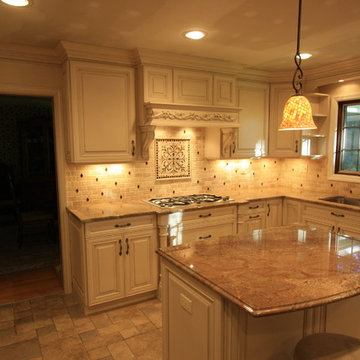 Mountainside NJ Traditional Kitchen - Maple Painted and glazed - Mantle Hood