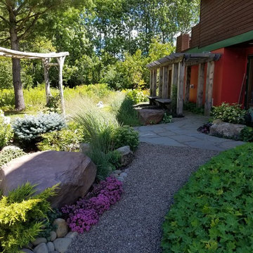 Contemporary by the Lake with a Japanese Feel