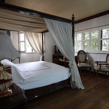 A cozy and comfortable room in a City - Plantation Shutters