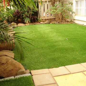 Backyard Landscapes with Artificial Grass