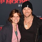 Annie Lawless's photo