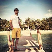 Pou Yang Gan's photo