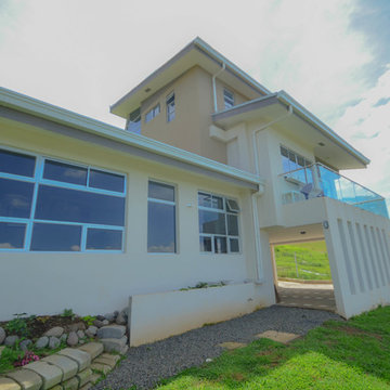 "Las Vistas", RTH Residence