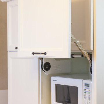 Shabby chic polymer kitchen cabinet