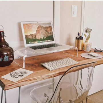 Work desk