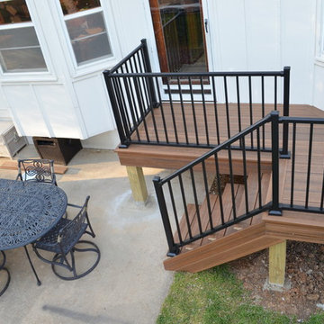 Neighbour - Envision composite deck in Kansas City