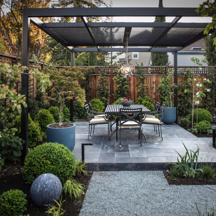 75 Beautiful Small Patio Ideas and Designs July 2024 Houzz UK