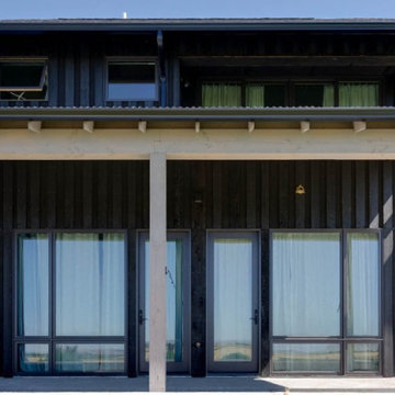 AquaFir™ colors offer extreme contrast in a unique home
