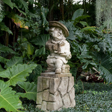 Garden Antiques