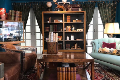 英国のアンティーク家具に囲まれた空間で贅沢なひとときを【アートハウスの朗読会】