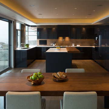 Warm Modern Kitchen