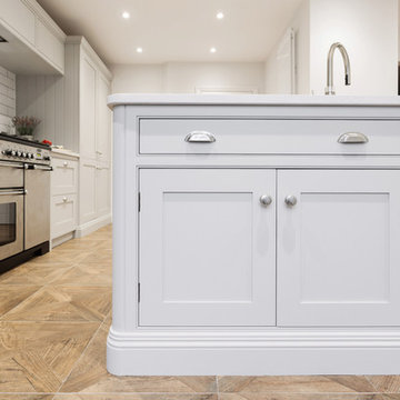 A Beautiful & Classic Family Kitchen By Burlanes