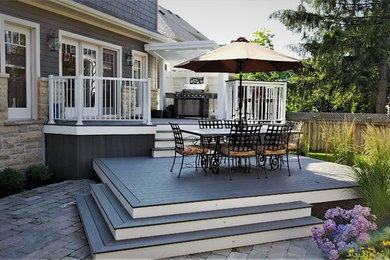 Minimalist deck photo in Toronto