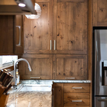 Showplace EVO Pendleton 275 in Rustic Alder Cashew and Evergreen Fog Kitchen