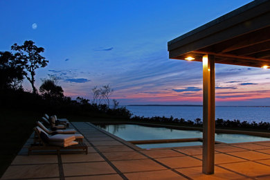 Photo of a contemporary landscaping in New York.
