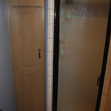 Maple Cabinets Traditional Bathroom